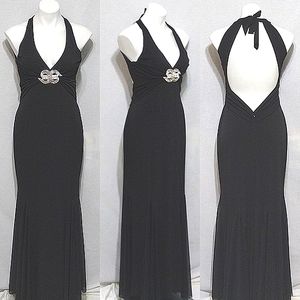 Mary L Couture Halter Ruched Rhinestone Brooch Formal Evening Gown 10P Elegant